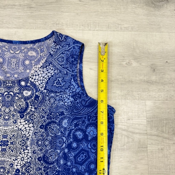 Blue Paisley Sleeveless Top - flowy - Picture 10 of 12